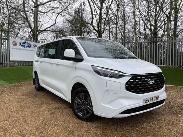 Ford Tourneo Custom 2.5 PHEV 232ps L2 LWB Titanium Luxe 9 seater Auto MPV Petrol / Electric Hybrid White